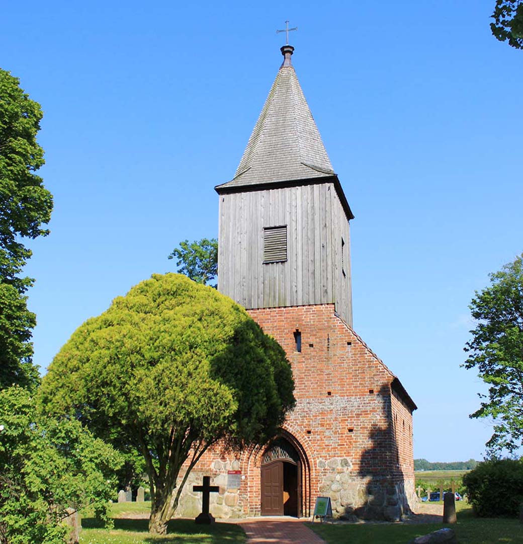 Dorfkirche in Groß Zicker